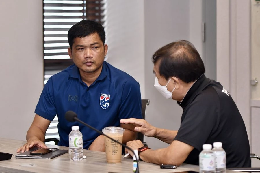 HLV Issara Sritaro có lực lượng mạnh để truất ngôi vương của Việt Nam. Ảnh: B.P HLV Issara Sritaro có lực lượng mạnh để truất ngôi vương của Việt Nam. Ảnh: B.P