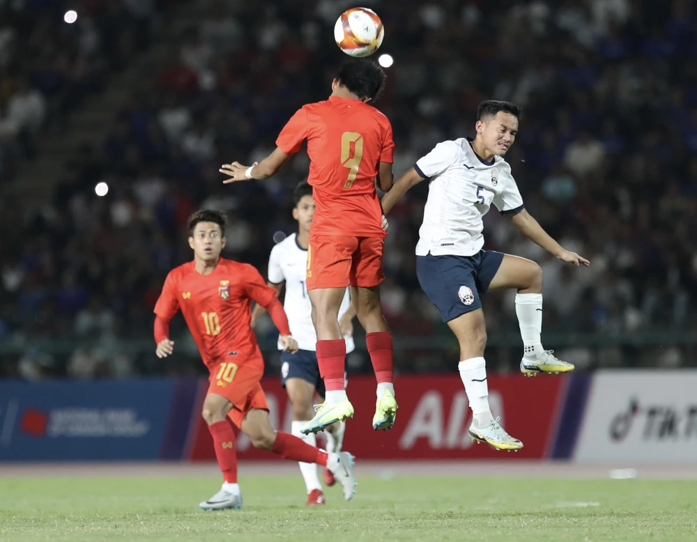 Thua Myanmar 0-2 tối 7-5, U-22 Campuchia gần như đã bị loại. Ảnh: ANH PHƯƠNG