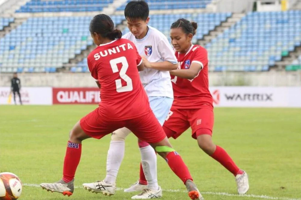 Lượt cuối, Đài Loan (trắng) thắng dễ Nepal 5-0. Ảnh: AFC