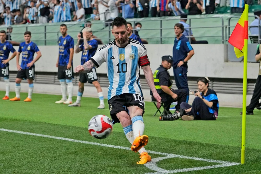 Messi không cùng Argentina đá giao hữu với tuyển Indonesia. Ảnh: Getty