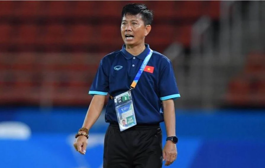 HLV Hoàng Anh Tuấn khó làm điều tốt hơn khi bảng D tử thần so với đội trẻ VN. Ảnh: AFC