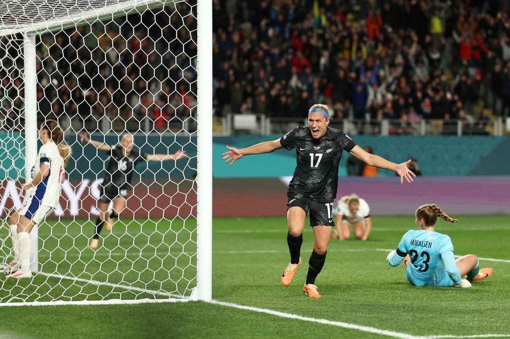 Hannah Wilkinson ghi bàn từ pha phản công biên cực chất của New Zealand. Ảnh: HTM