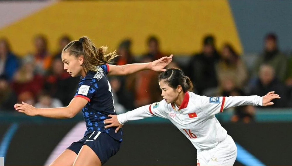 HLV Mai Đức Chung nhìn thấy sự tích cực qua cái thua 0-7 trước Hà Lan. Ảnh: AFC