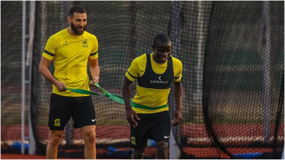 Hai tiền đạo Pháp Benzema và Kante đã qua thời đỉnh cao khó "gánh team" thành công nếu gặp Man. City ở bán kết. Ảnh: Getty Hai tiền đạo Pháp Benzema và Kante đã qua thời đỉnh cao khó "gánh team" thành công nếu gặp Man. City ở bán kết. Ảnh: Getty