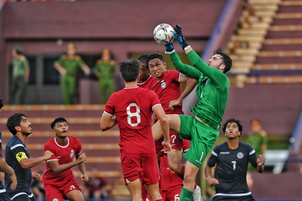 Guam và Singapore hòa nhau 1-1. Ảnh: HẢI THỊNH