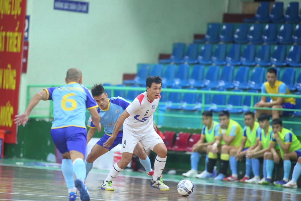 tuyen-futsal-vn-minh-tri-4570.jpg