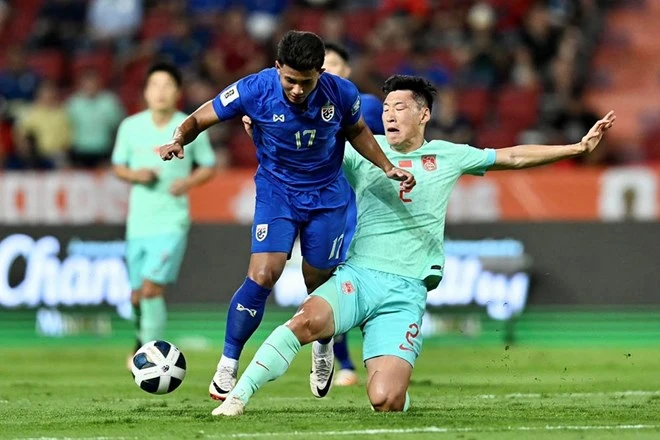 Thua ngược Trung Quốc 1-2 ngay lượt trận đầu bảng C khiến Thái Lan chỉ còn con đường duy nhất là đánh bại Trung Quốc tại Thẩm Dương ngày 6-6 tới. Ảnh: S.S
