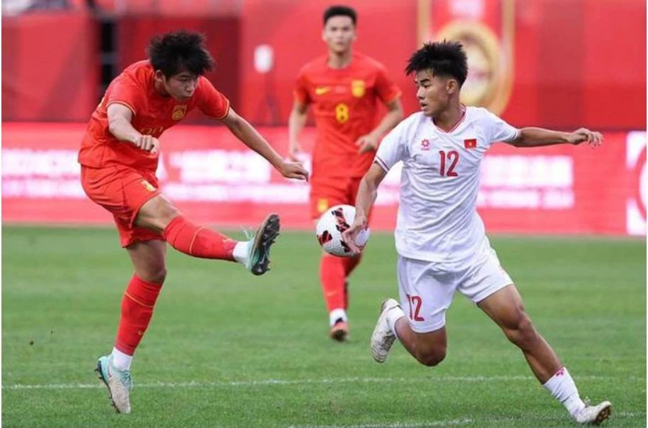 Việt Nam tranh ngôi đầu với Úc