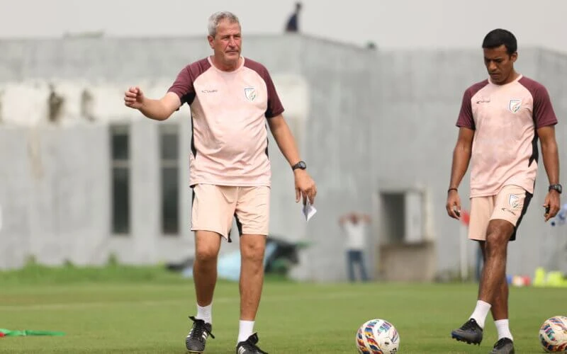 Tuyen-An-Do-Manolo Marquez.jpg