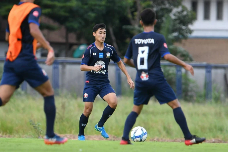 chủ tịch Nualpham Lamsam