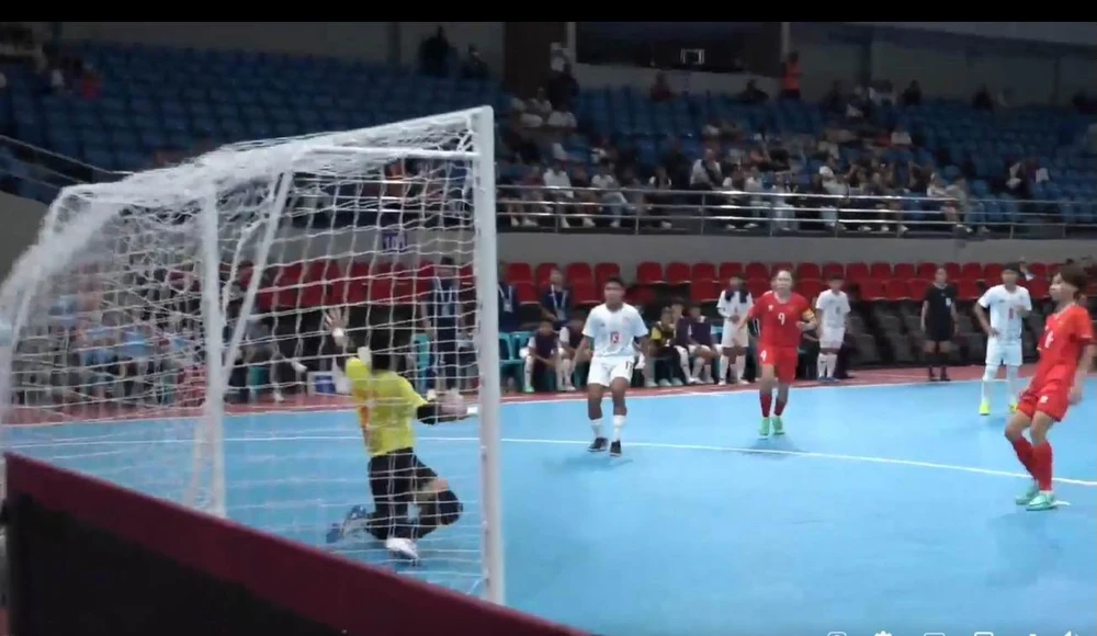Tuyen- Viet- Nam- Futsal- DNA-4.jpg