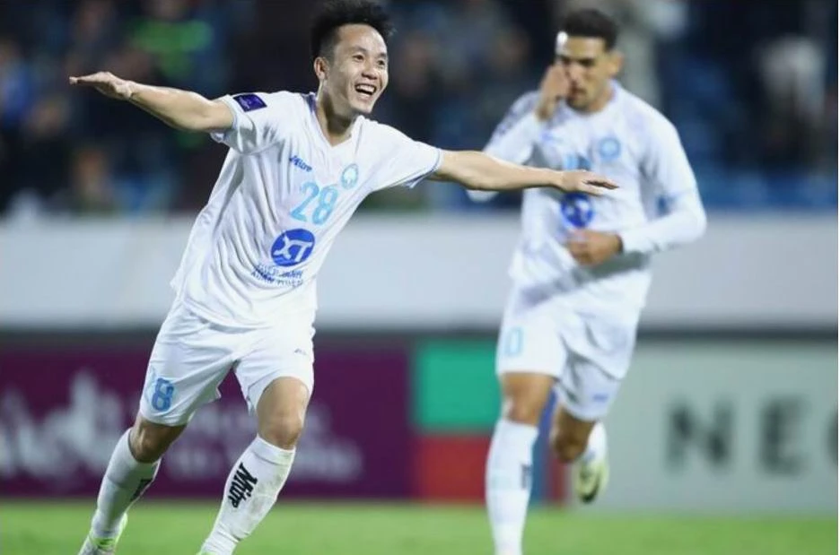 AFC Champions Leageu 2- TX- Nam- Dinh -2Vu.jpg