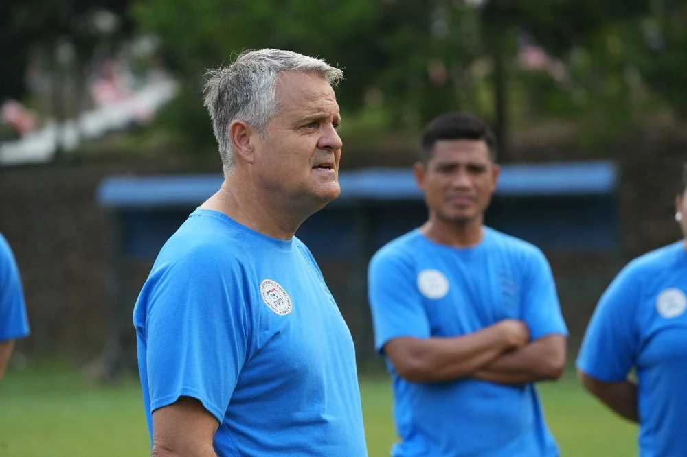 Doi-thu- Philippines-1.jpeg