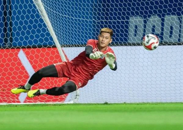 AFF- Cup- 2024- SGP- CPC-Vireak Dara-1.jpg