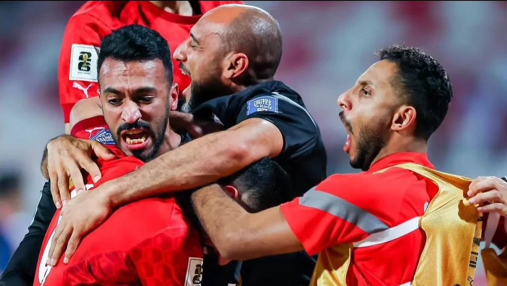 Shin- Tae- yong-3.jpg