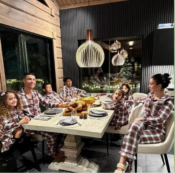 Sieu- sao- Ronaldo-2.jpg