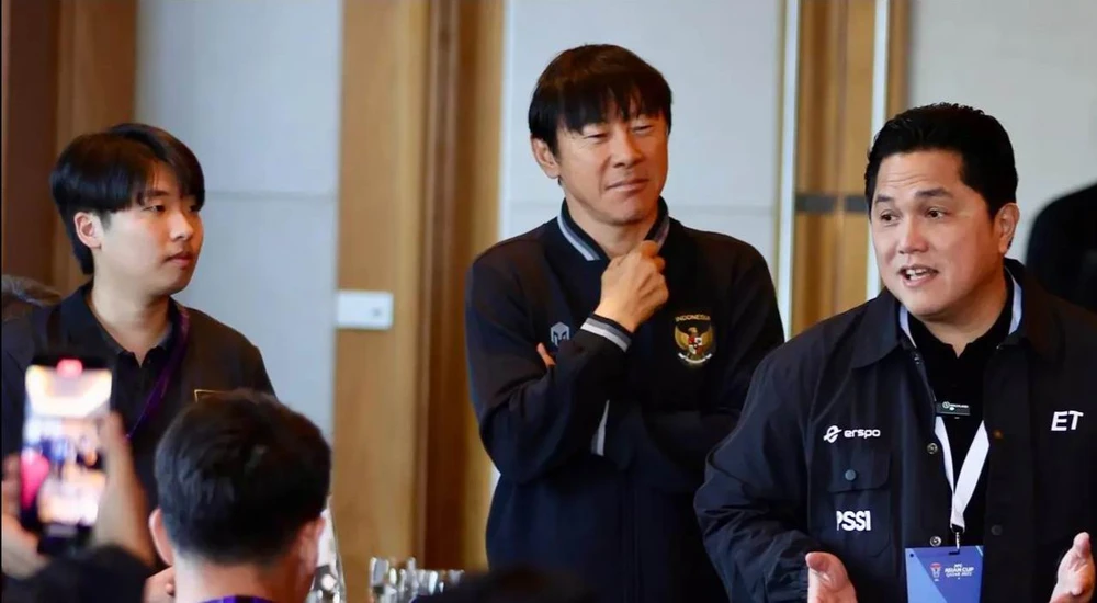 HLV Shin Tae-yong 'muốn gì được nấy' từ Chủ tịch Erick Thohir, nên phải chịu trách nhiệm nếu đội thất bại. Ảnh: CTP