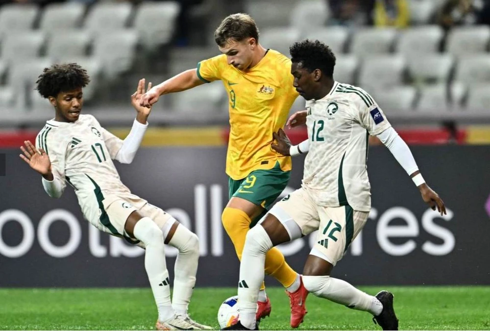 Chung- ket- U-20- 2.jpg