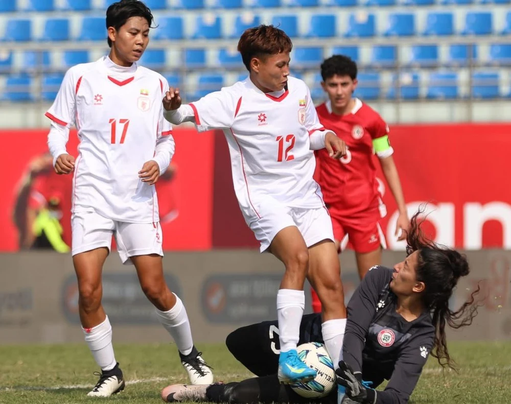 Doi- tuyen- Myanmar.jpg