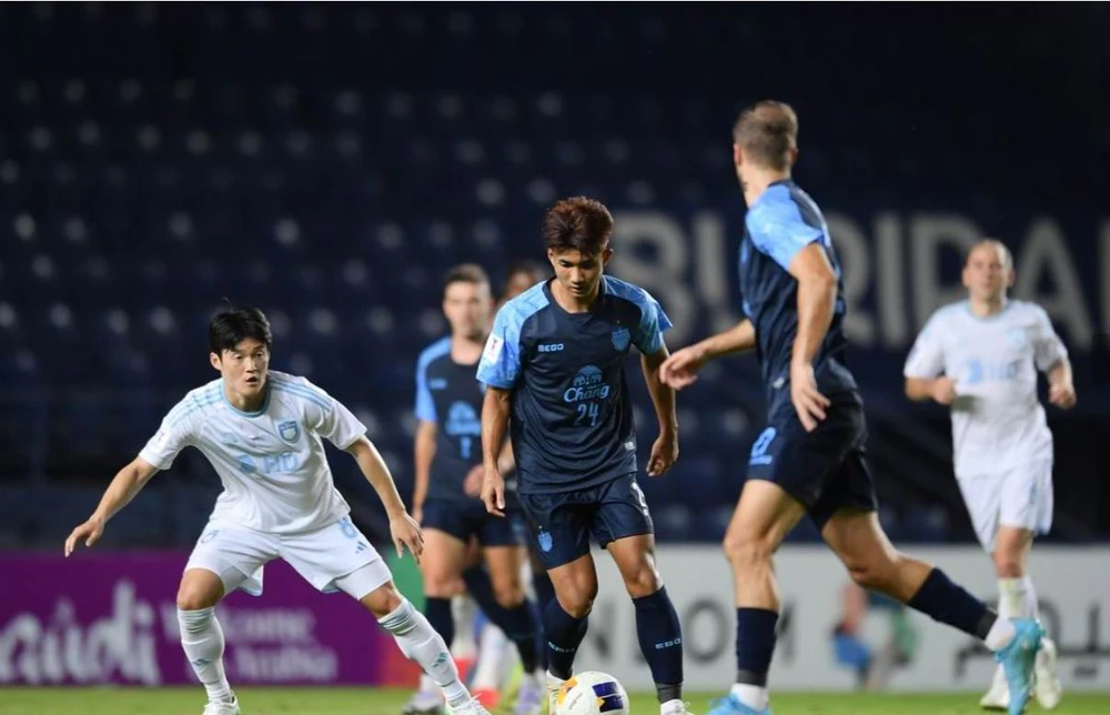 Tuyen- Thai- Lan- thu- nho-1.jpg