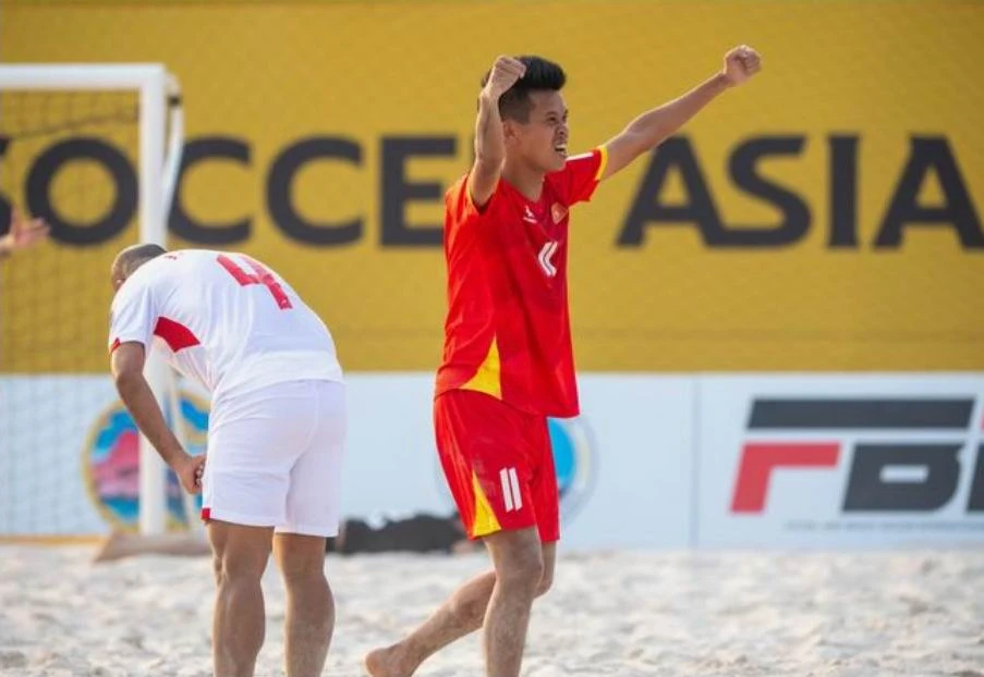 Tuyen- Viet- Nam- bat-ngo-2.jpg