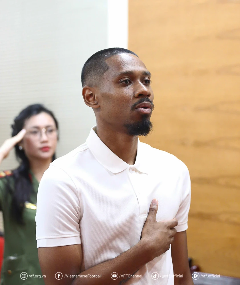 Cao-Pendant-Quang- Vinh-2.jpg