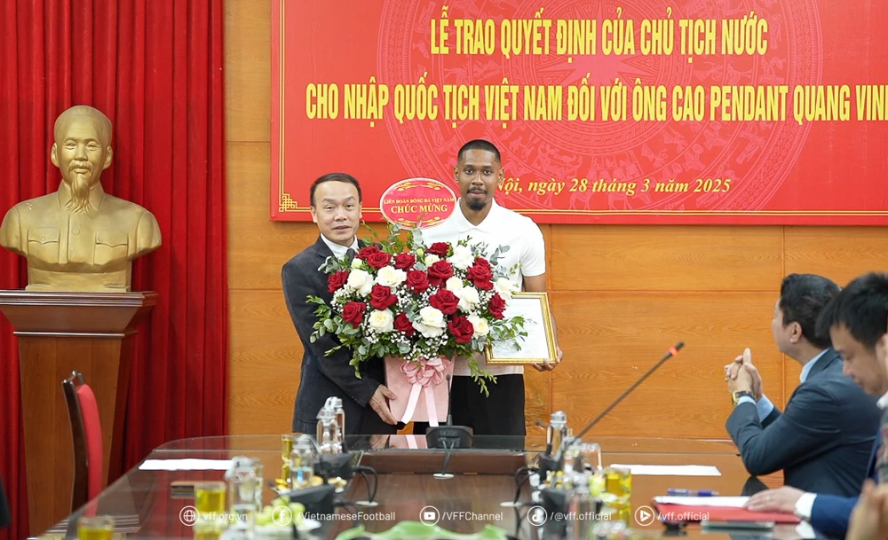 Cao-Pendant-Quang- Vinh.jpg