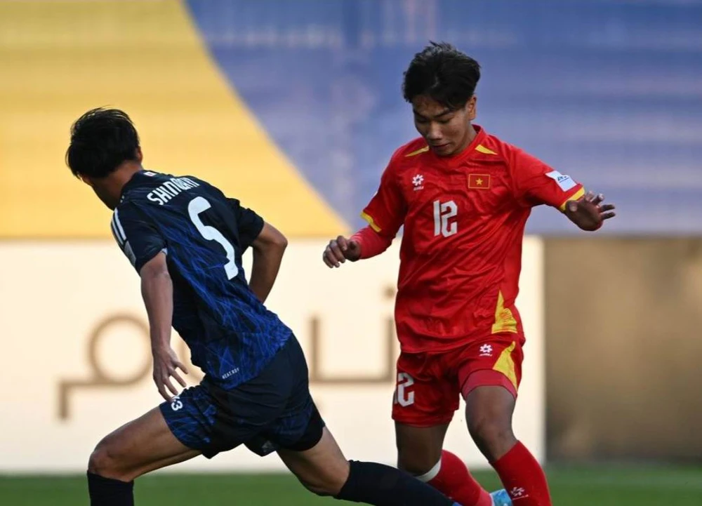 Đội U-17 Indonesia quá hoàn hảo khi 'đè' Hàn Quốc để nhất bảng C sớm 1 lượt trận.