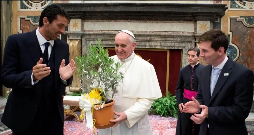 Duc- giao-hoang- 02.jpg