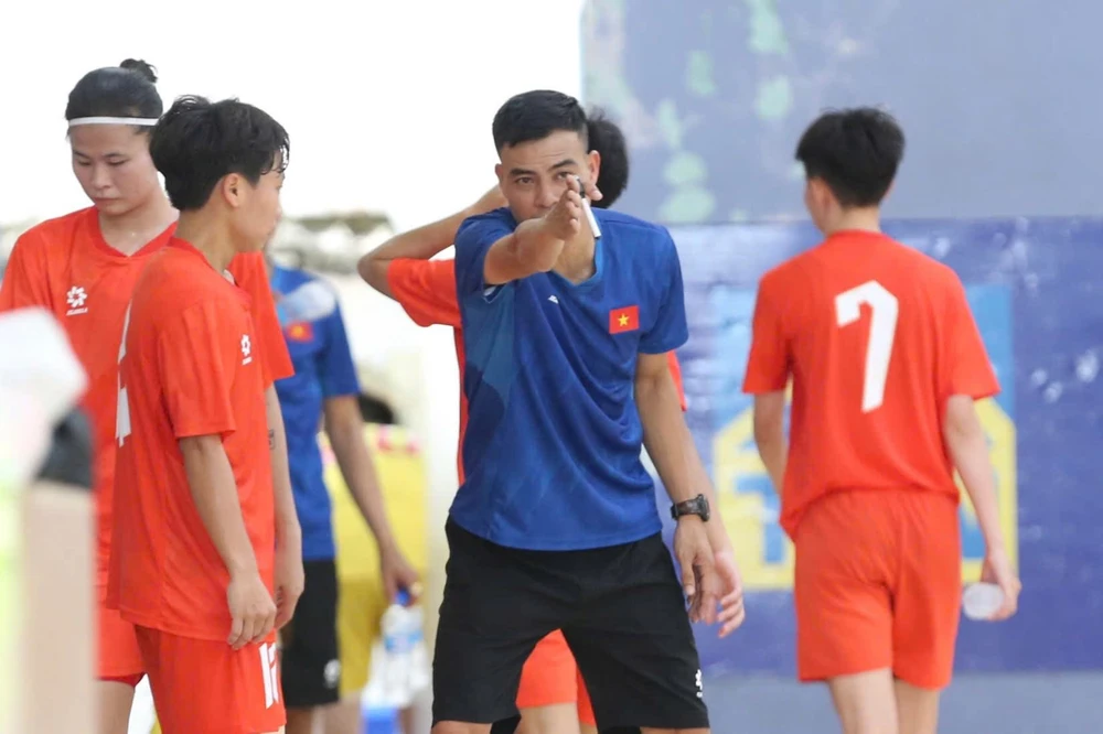 Tuyen- Viet-Nam-1.jpg