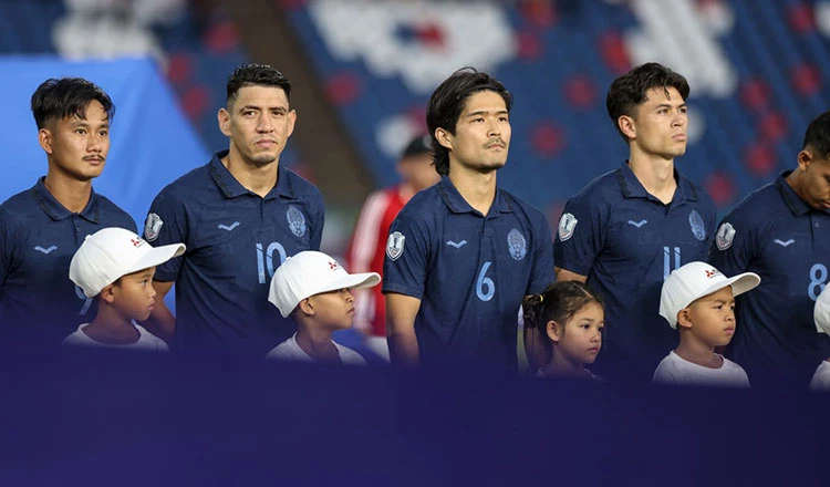 HLV- Kim Sang- sik- ASEAN- All Stars-2.jpg