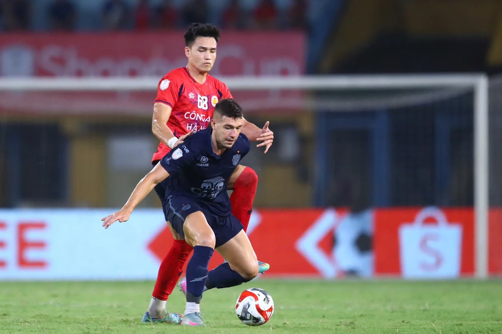 Chung-ket- luot- di- CA- HN- Buriram.jpg