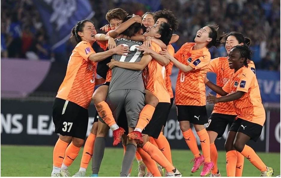 Wuhan- Jiangda- vo- dich.jpg