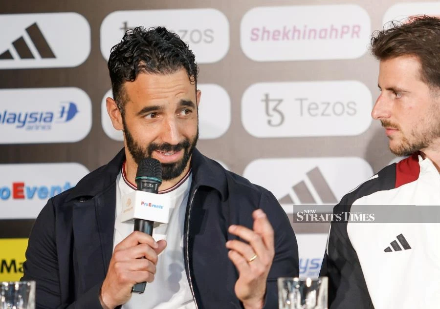 HLV- Kim- Sang-sik-Ruben- Amorim-2.jpg