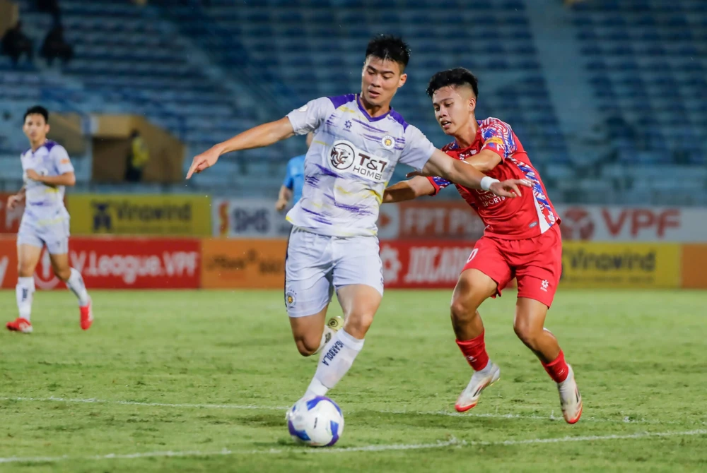 V- League 2024- 2025- Ha- Noi.jpg