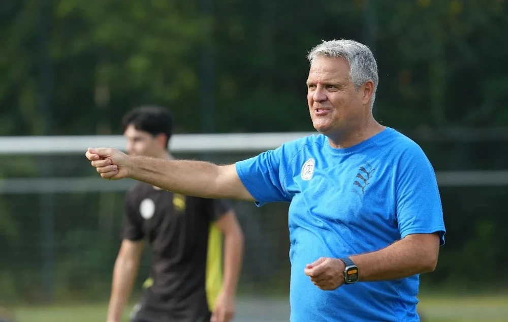 Cuu- Dong- doi-2.jpg