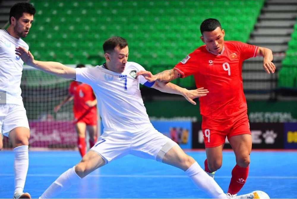 Tuyen- Viet- Nam- Futsal-1.jpg