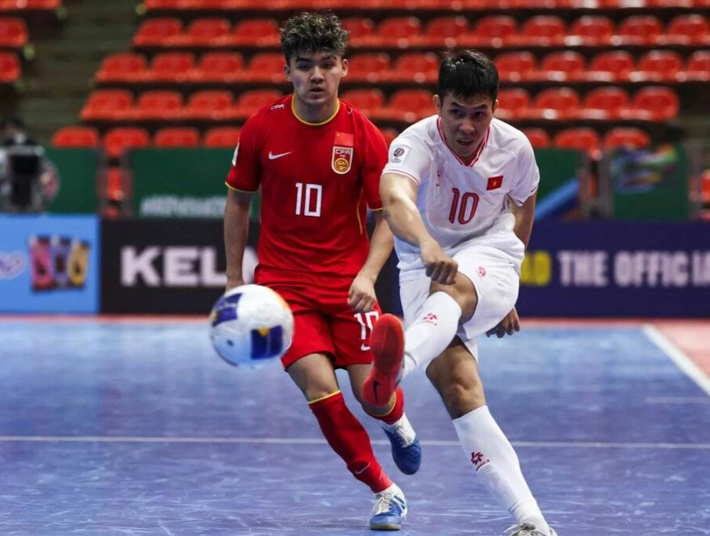 Tuyen- Viet- Nam-02.jpg