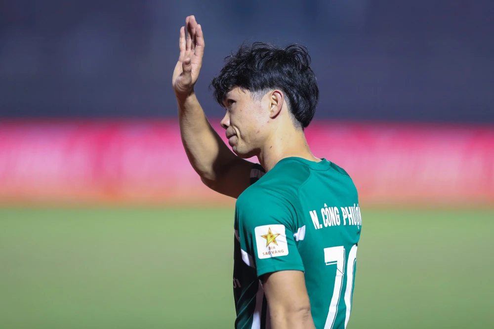 Chuyen- cua- Cong-Phượng-2.jpg