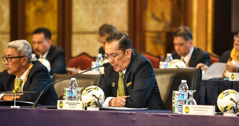 Tân Chủ tịch LĐBĐ Malaysia, Tiến sĩ Joehari Ayub tuyên bố sẽ tiếp tục đề án cầu thủ di sản. Ảnh: FAM