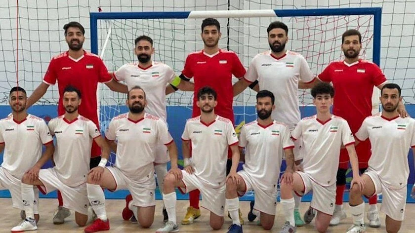 Doi- tuyen- futsal- Iran.jpg
