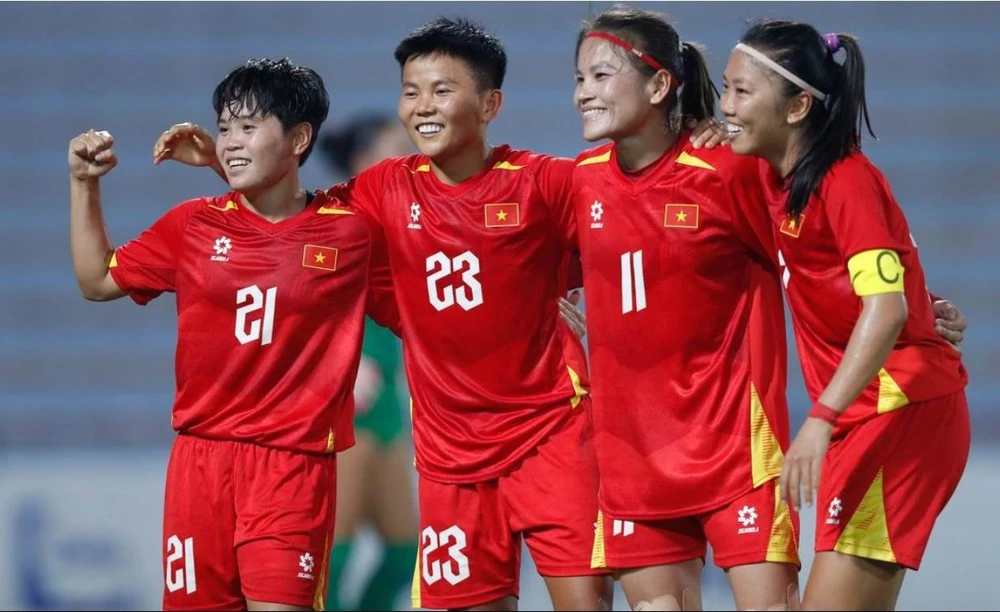 Tuyen- Viet-Nam- Guam.jpg