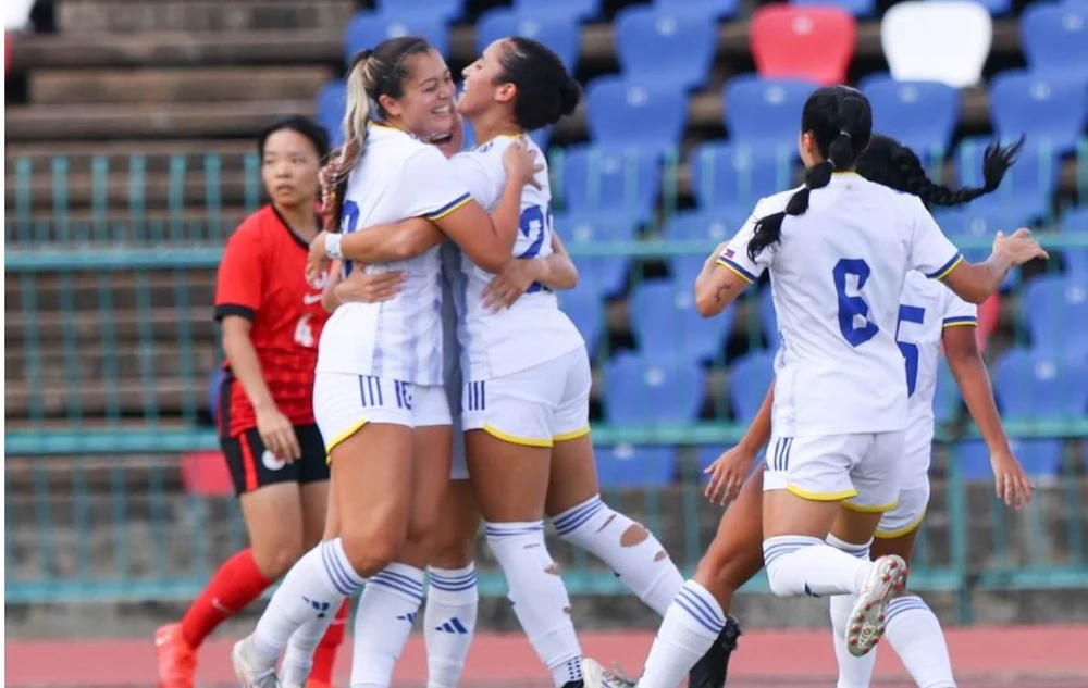 Tuyen- Viet-Nam- Phi.jpg