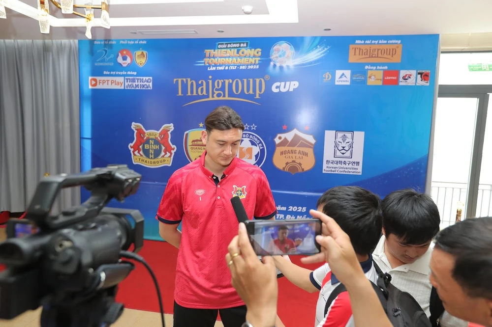 Sinh-vien-Han- Quoc-2.JPG