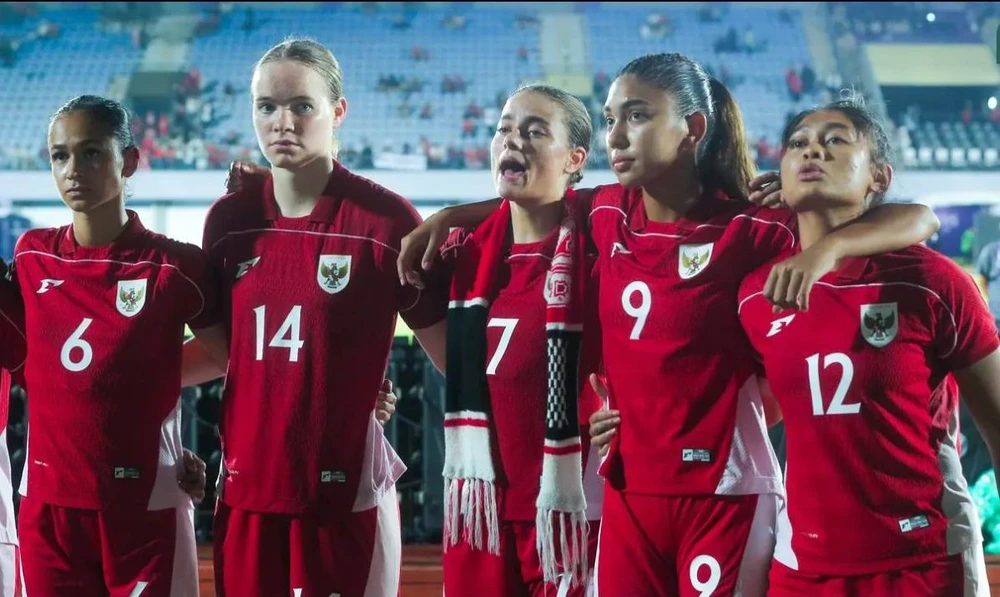 Doi- thu- tuyen- Viet- nam.jpg