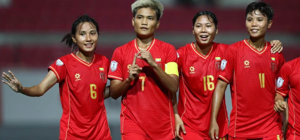 Tuyen- Viet-Nam- Uc-1.jpg