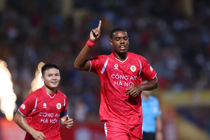 CA- Hà Nội-Alan.jpg