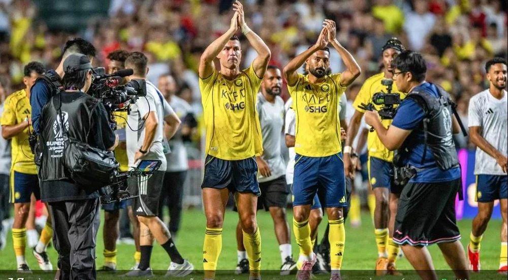 Ronaldo- dua- Al- Nassr- 8.jpg