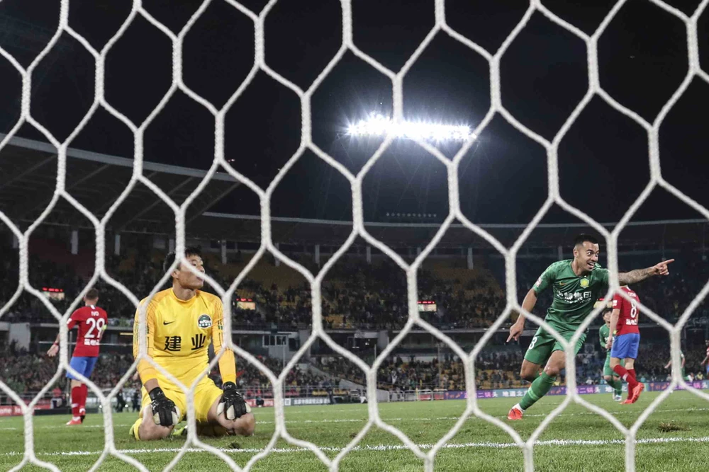 Tuyen- Viet-Nam-1.jpg