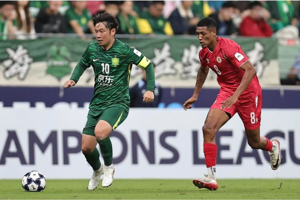 CLB- CA- Ha- Noi-1.jpg